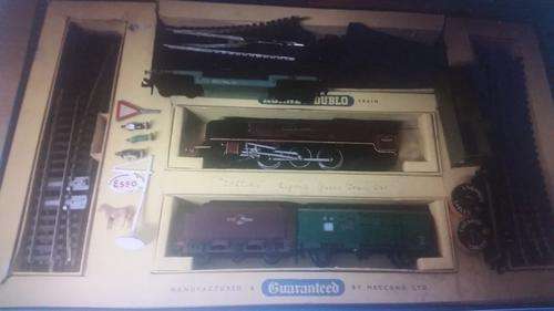HORNBY TRAIN SET + MORE